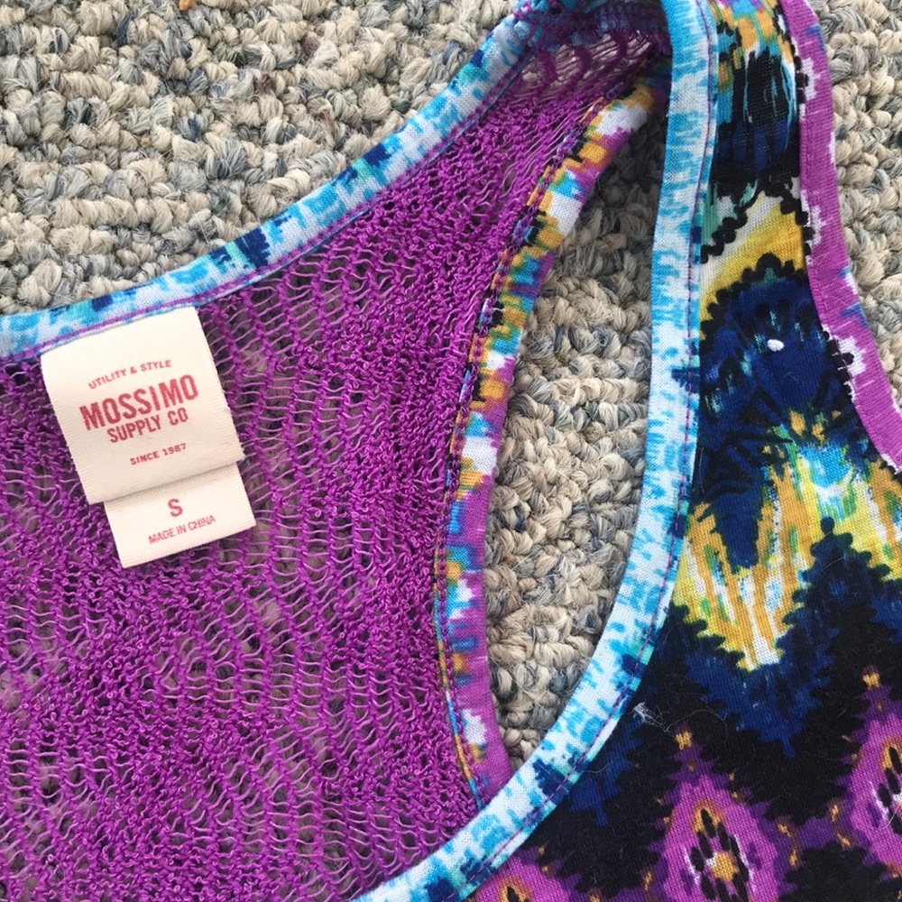 Patterned Tank Top - Picture 2 of 4